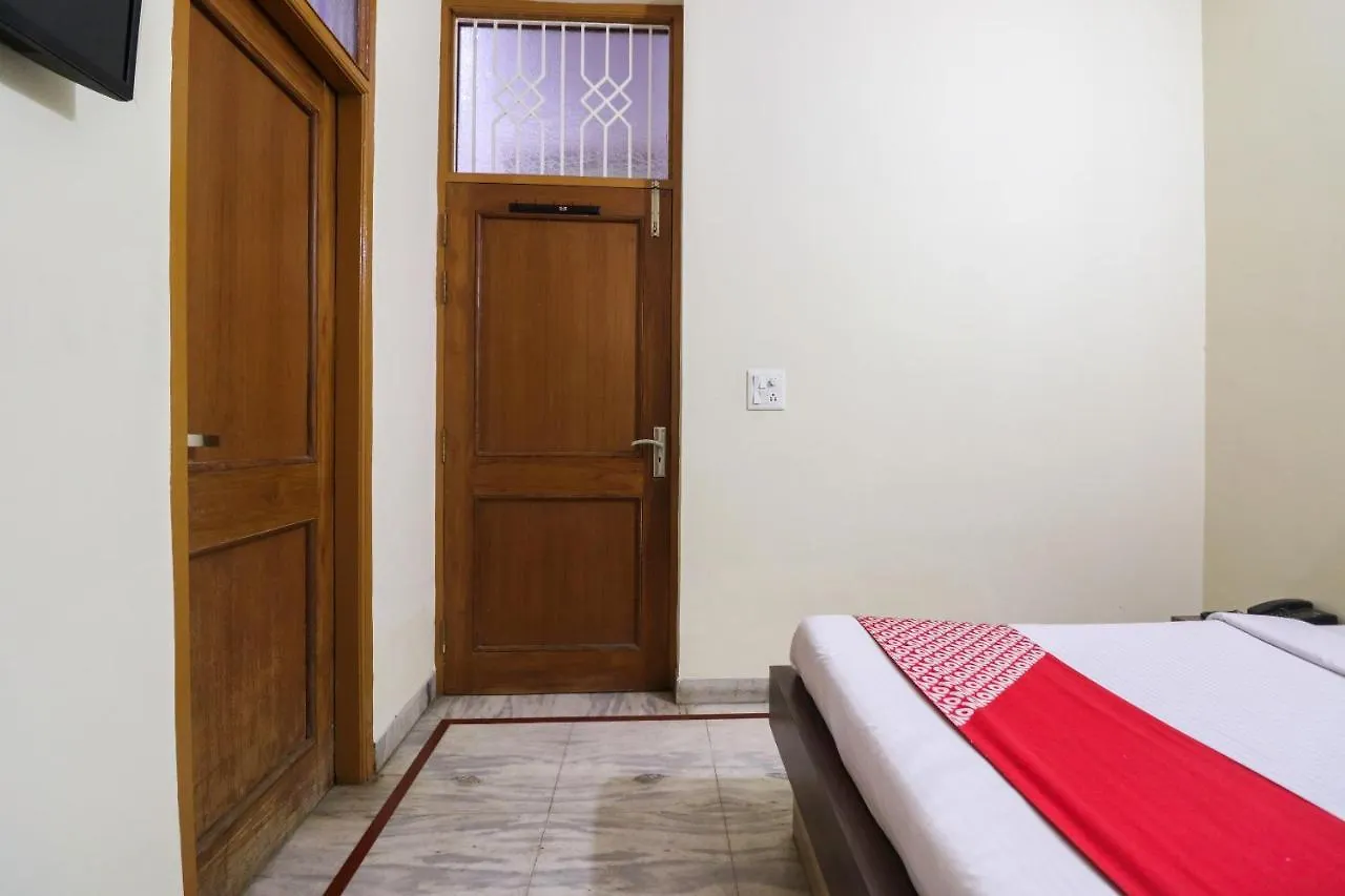Oyo 67668 Hotel Laxmi Palace Agra  Agra (Uttar Pradesh)