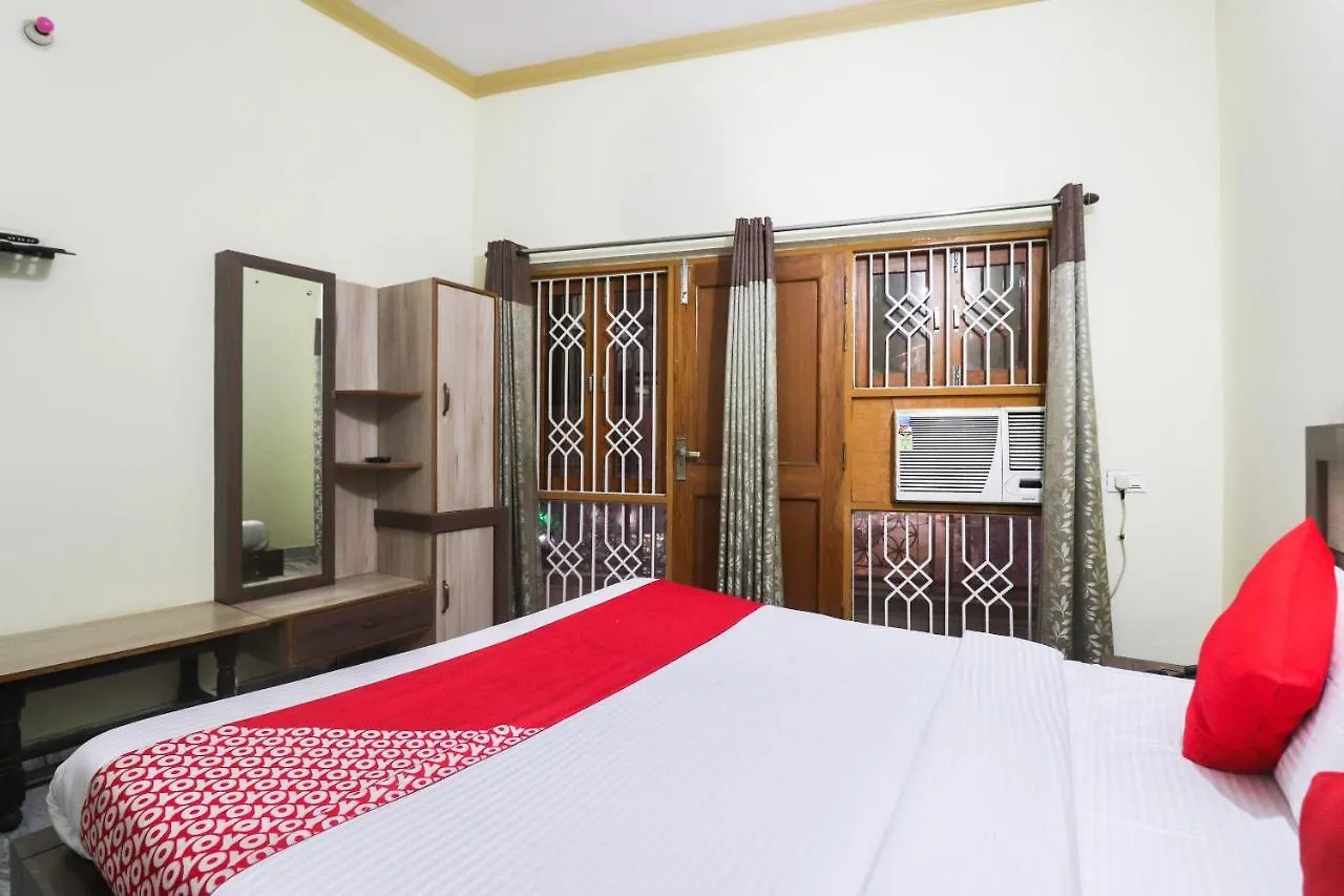 Oyo 67668 Hotel Laxmi Palace Agra  3*, Agra (Uttar Pradesh) India